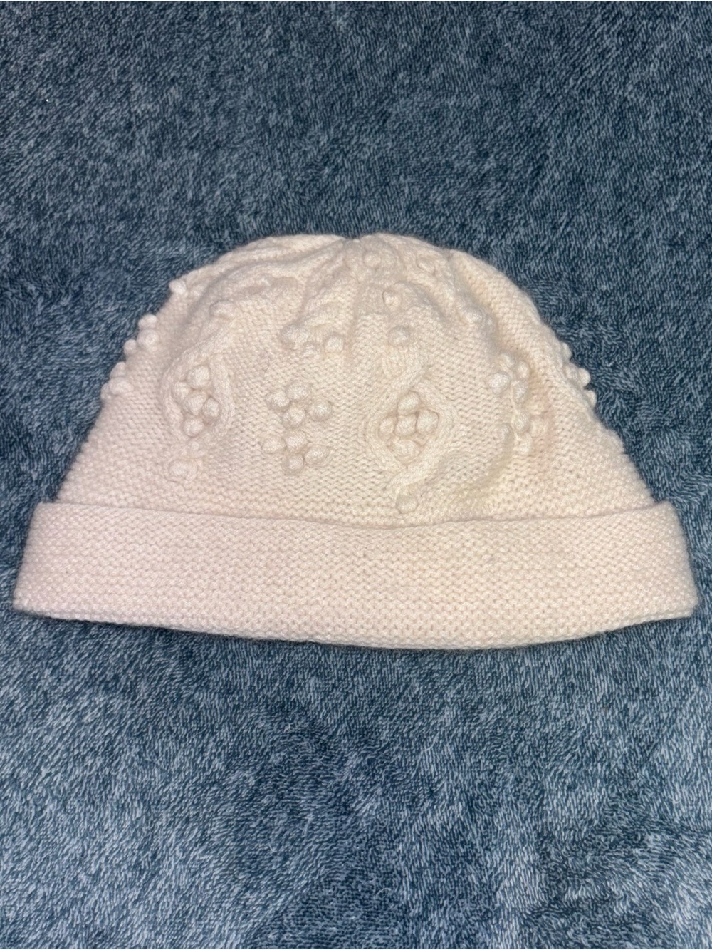 Geneva 100% Cashmere Knit Beanie in Ivory OSFM